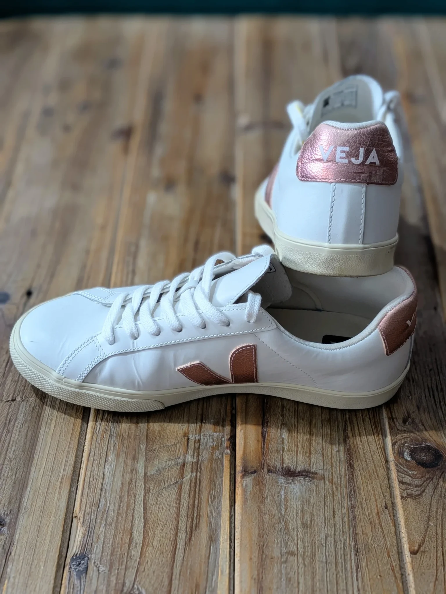 Image for 🩷 Veja size 39 / 8