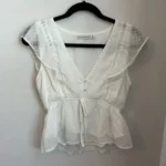Featured thumbnail for Blouse légère à volants