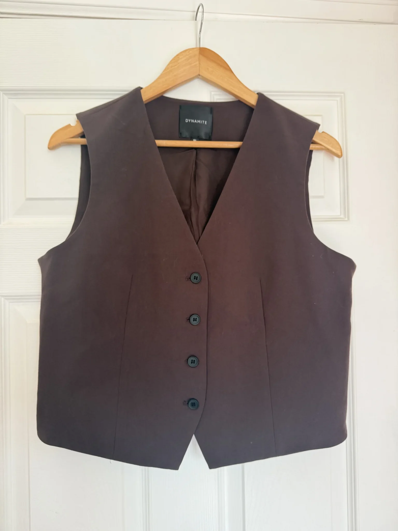 Featured image for Veste sans manches brune