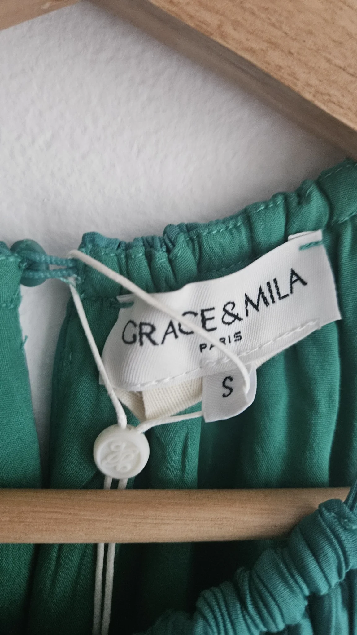 Image for 🌷Emerald dress – Grace and Mila