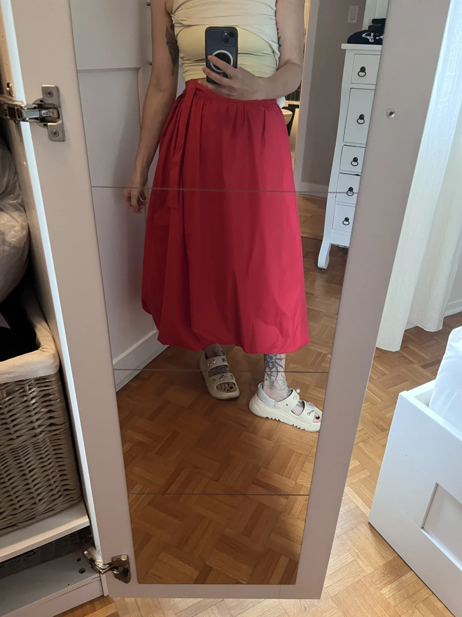 Image for Red bubble-hem skirt