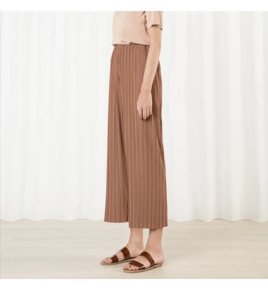 Featured image for Pleated trousers