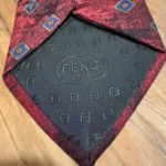 Thumbnail for Cravate bourgogne Fendi Roma