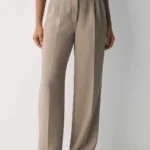 Featured thumbnail for Pantalon Effortless Aritzia
