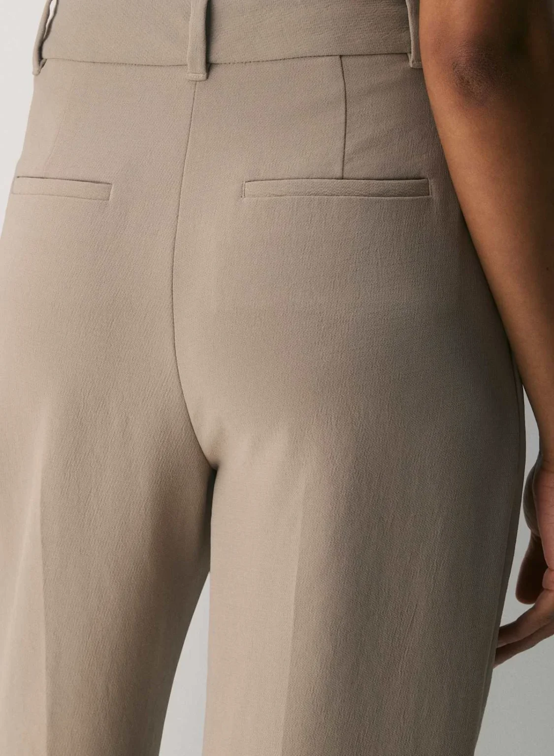 Image for Pantalon Effortless Aritzia