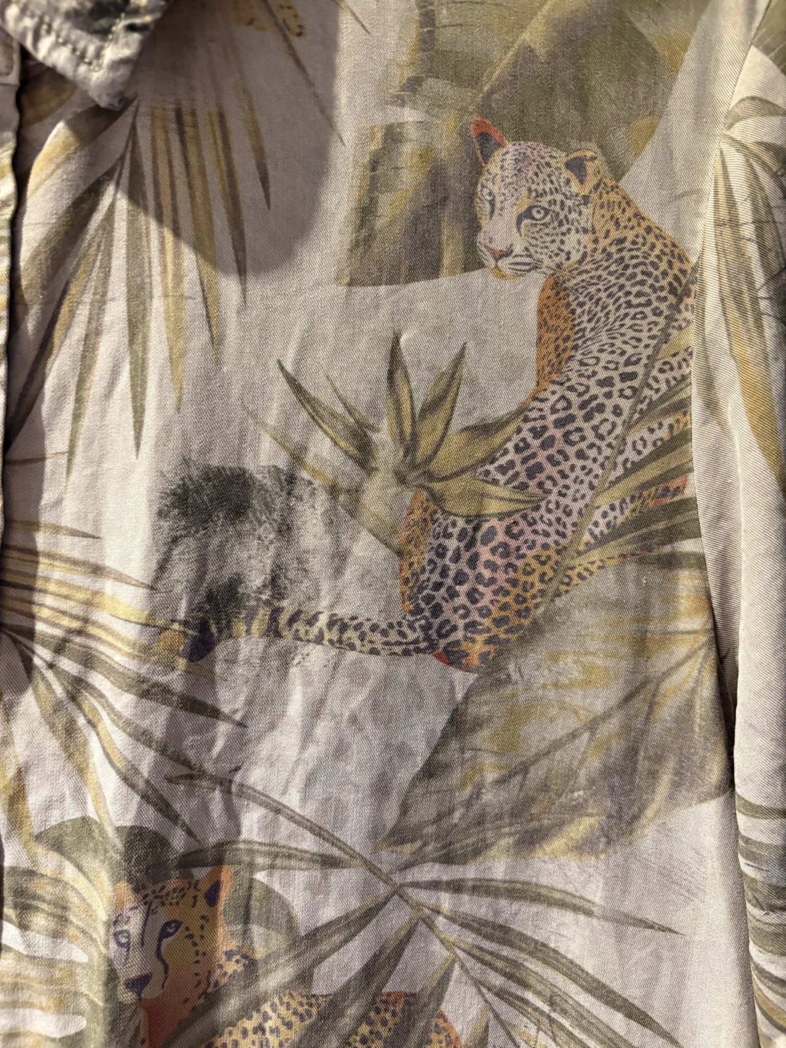 Image for Desigual maxi dress with a tropical print featuring animal motifs – size XL
