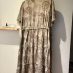 Thumbnail for Desigual maxi dress with a tropical print featuring animal motifs – size XL
