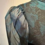 Thumbnail for Haut élégant