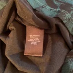 Thumbnail for Haut élégant