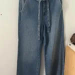 Featured thumbnail for Jean (bas d’un ensemble avec veste)