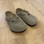 Featured thumbnail for Mule Boston semelles souples Birkenstock. Se vend 205 plus taxes.