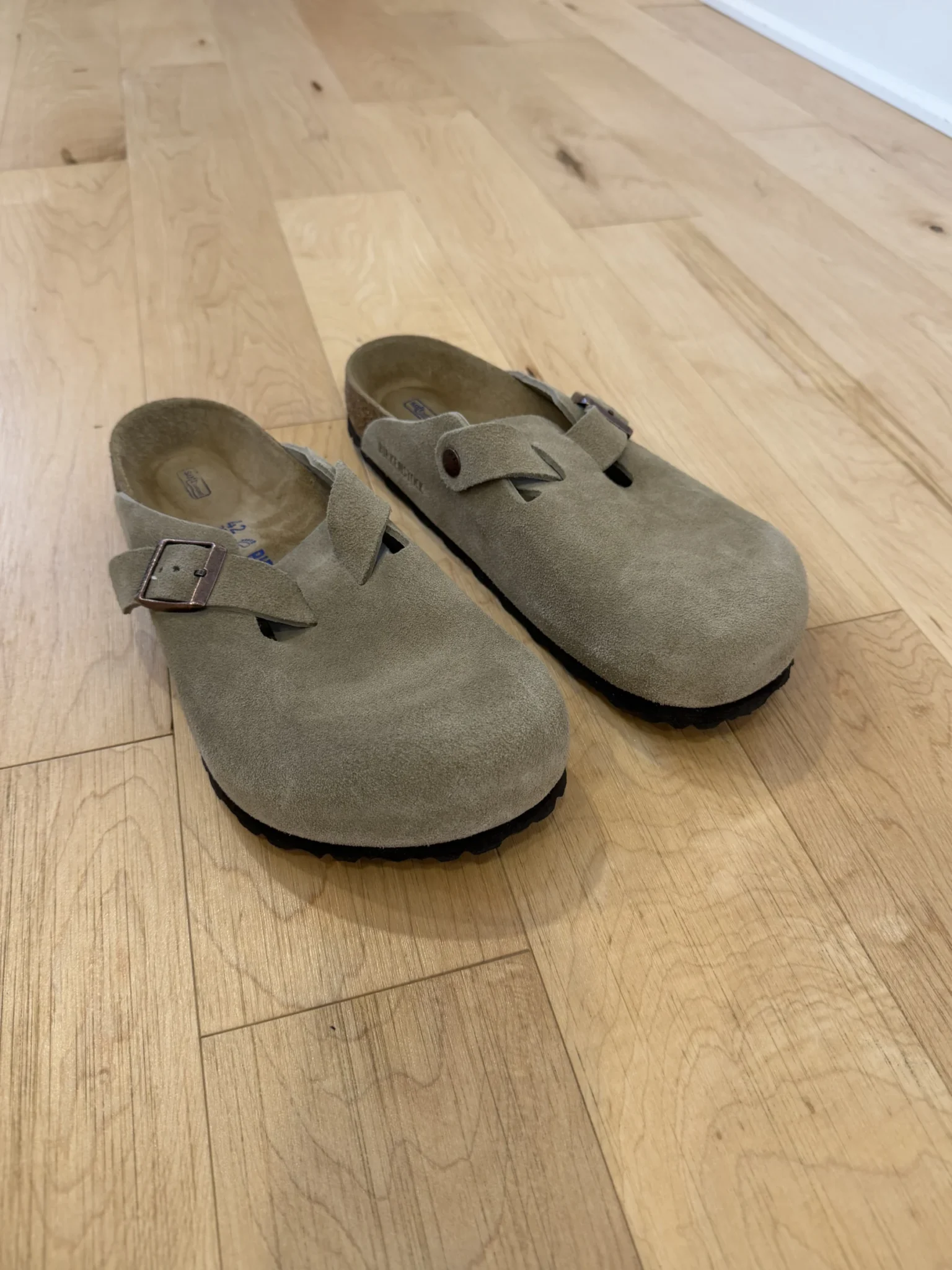 Featured image for Mule Boston semelles souples Birkenstock. Se vend 205 plus taxes.