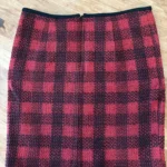 Thumbnail for Atelier Gardeur straight-cut skirt in red and black checks
