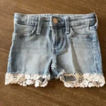 Featured thumbnail for 2-3T Shorts ajustables jeans