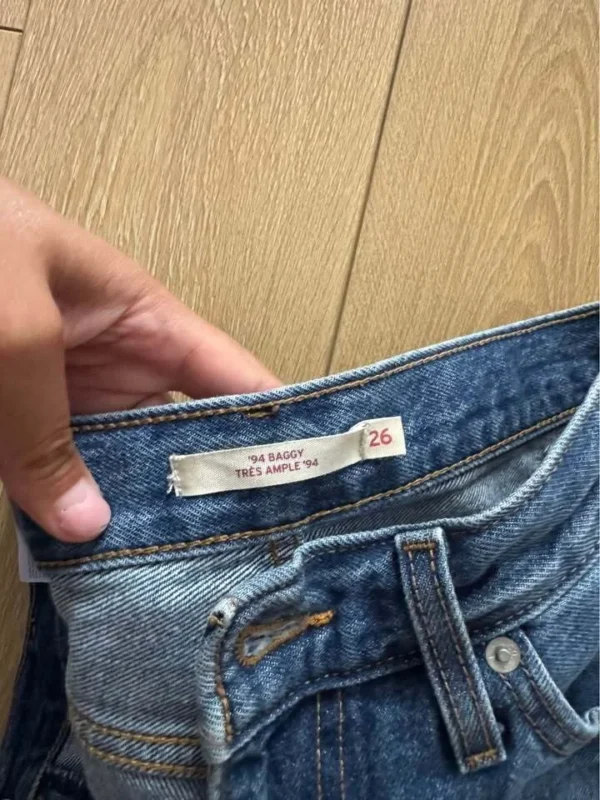 Image for Levis Loose-Fit Baggy Jeans '94'