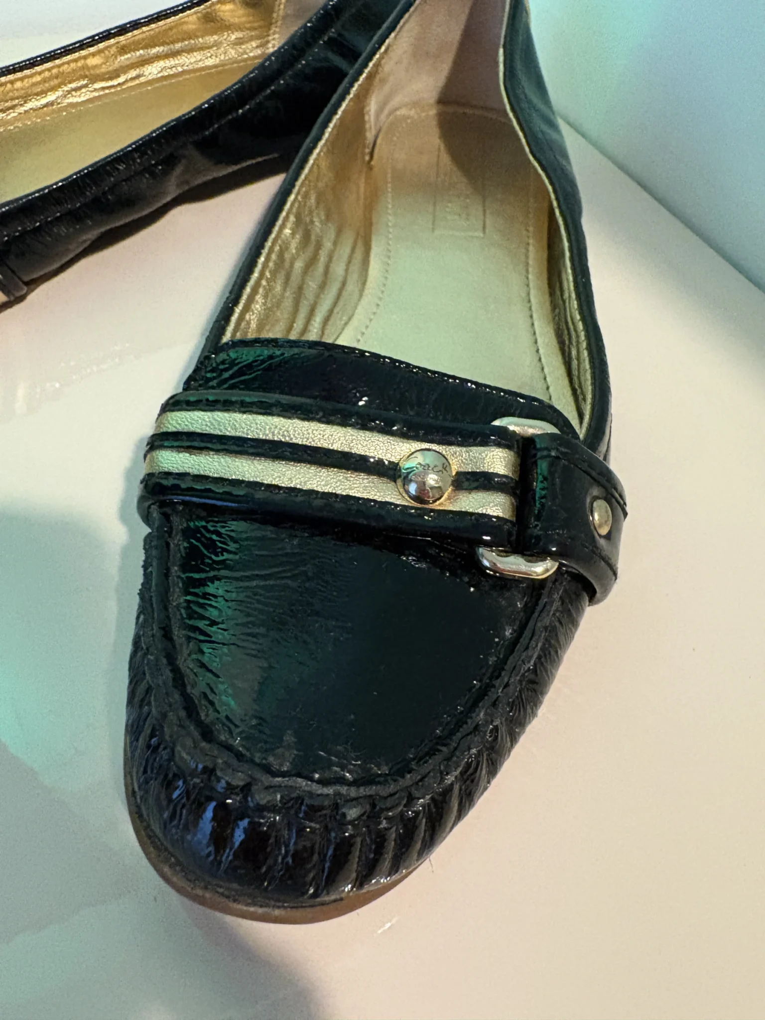 Image for Coach Poppy – Black and gold patent leather ballet flats – Size 8