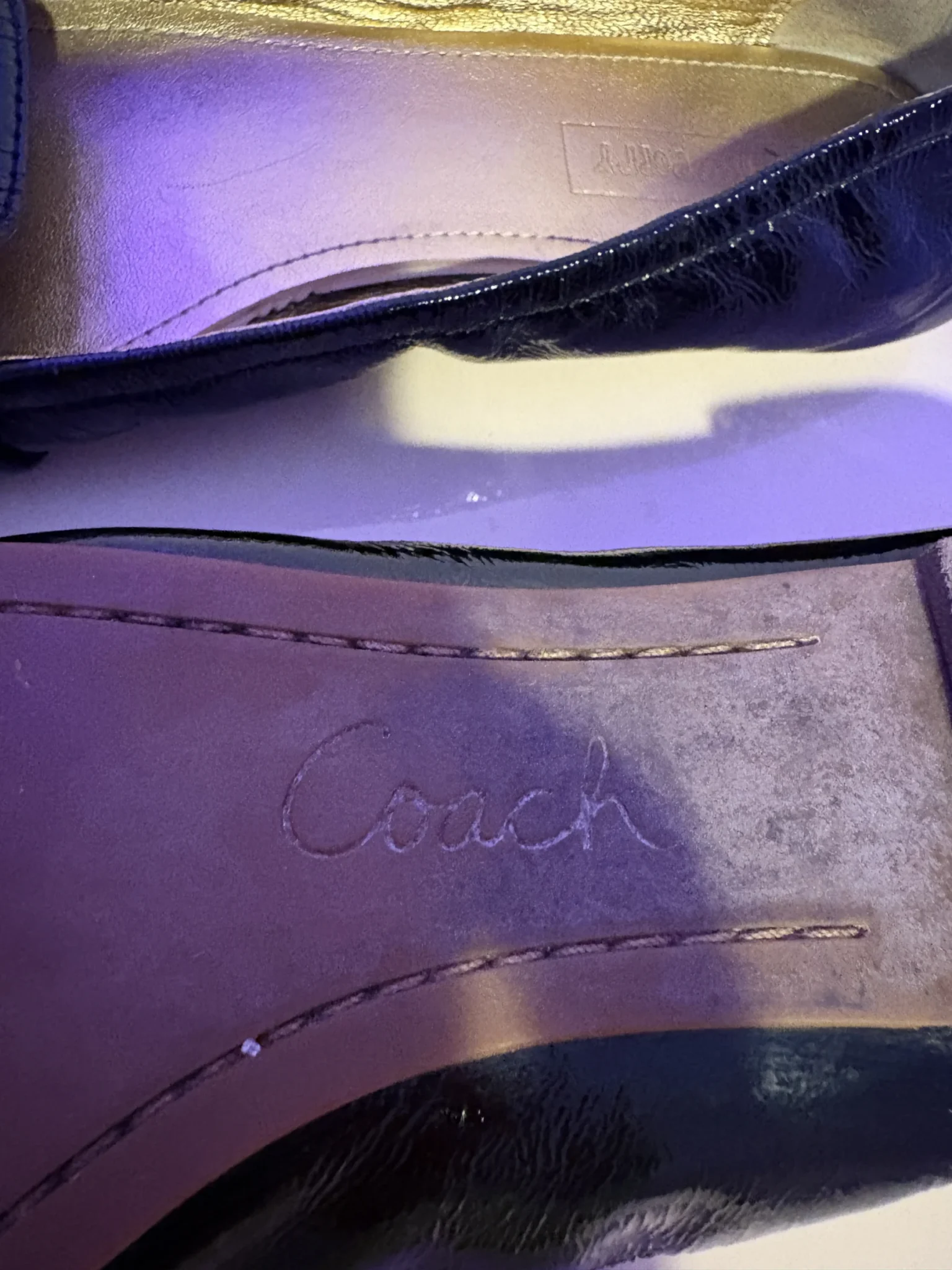 Image for Coach Poppy – Black and gold patent leather ballet flats – Size 8