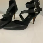 Thumbnail for Elegant leather court shoes