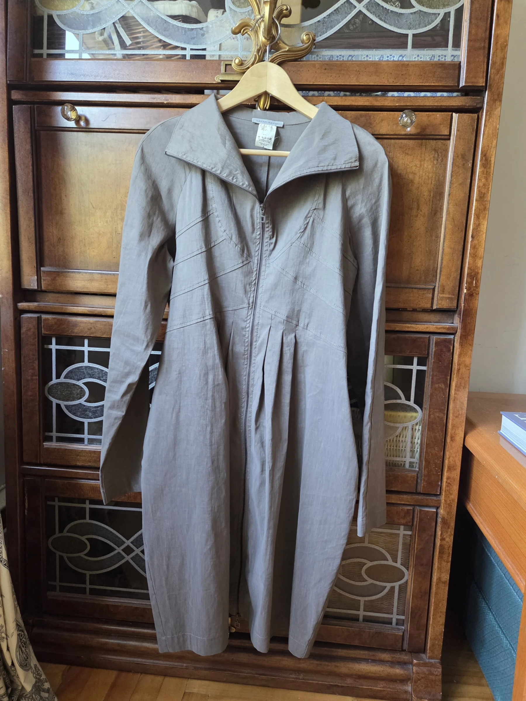 Sarah Pacini- Élégant Trench-coat en lin Sarah Pacini seconde main