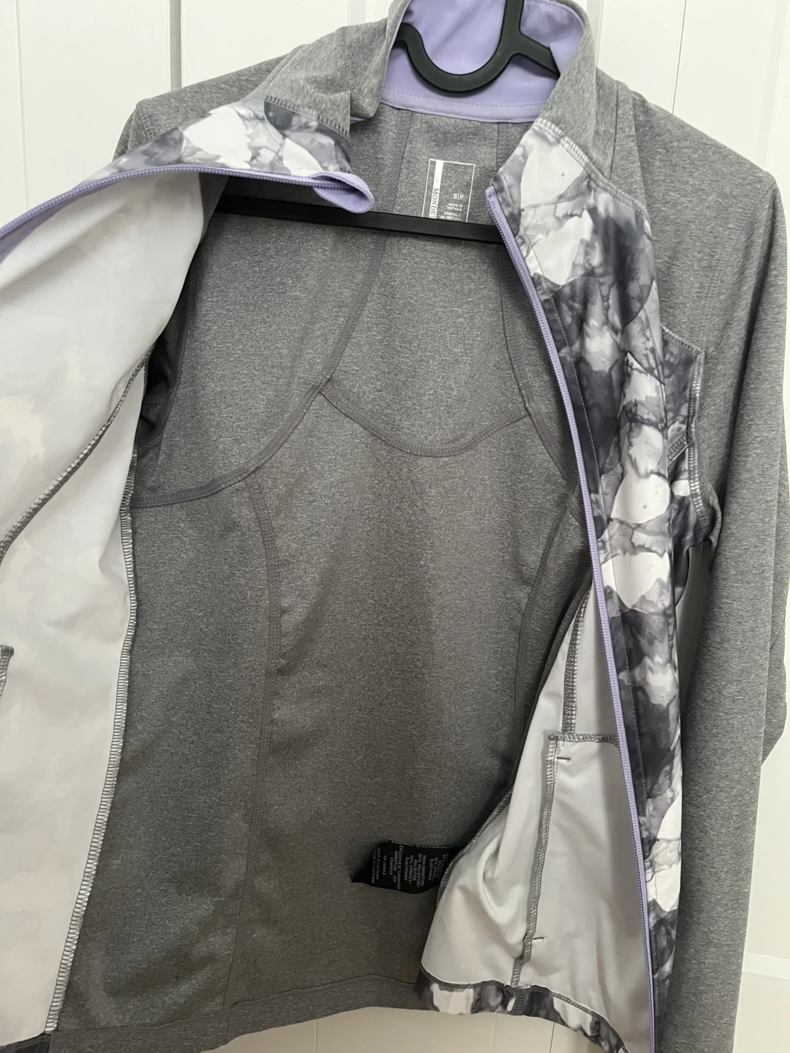 Image for Veste sport Mondetta