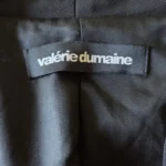 Thumbnail for Valérie Dumaine-Superbe robe ou redingote noire