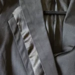 Thumbnail for Valérie Dumaine-Superbe robe ou redingote noire