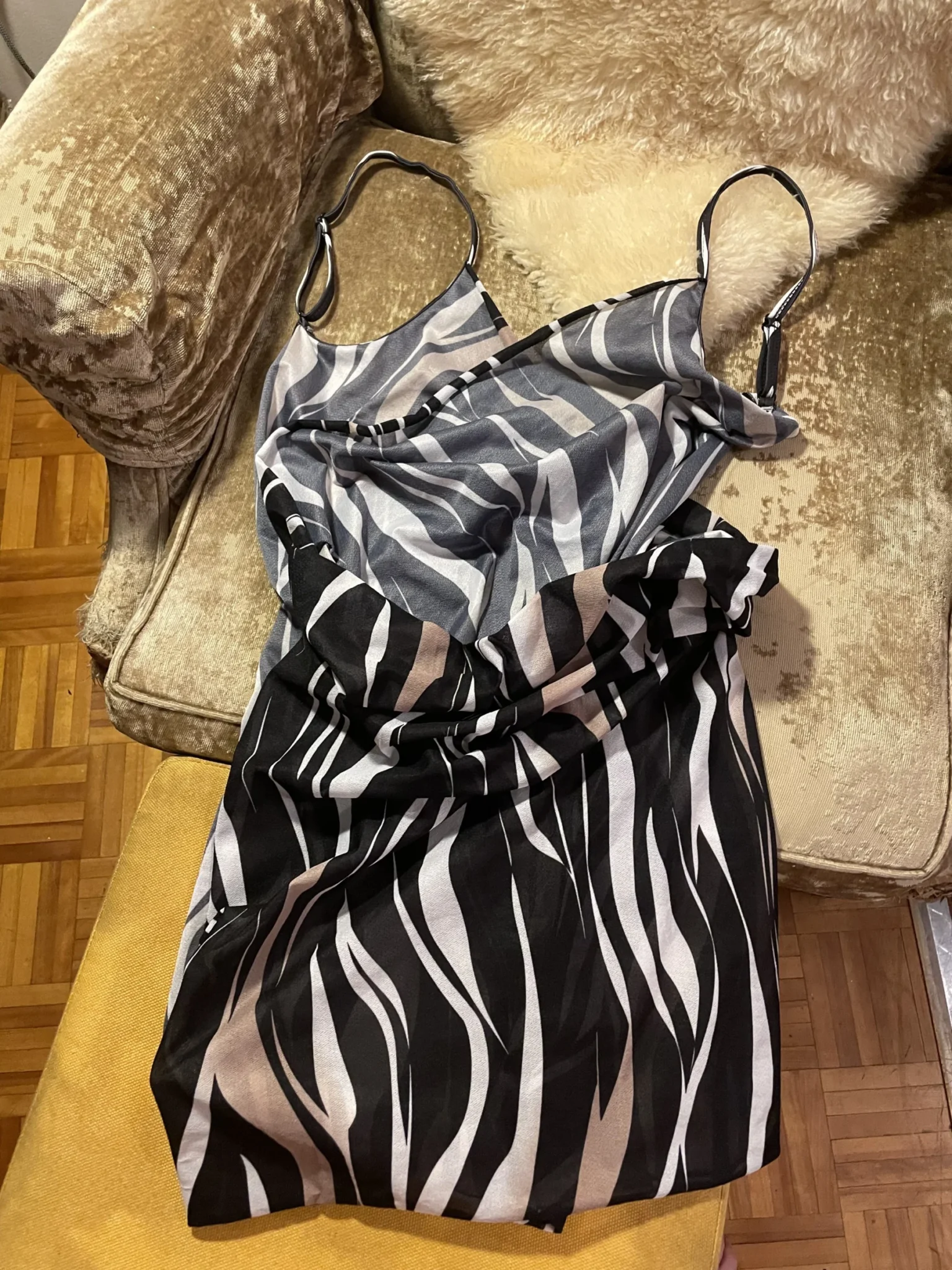 Image for ‘Saress Dress’ to wear over a swimsuit, sizes XS to M