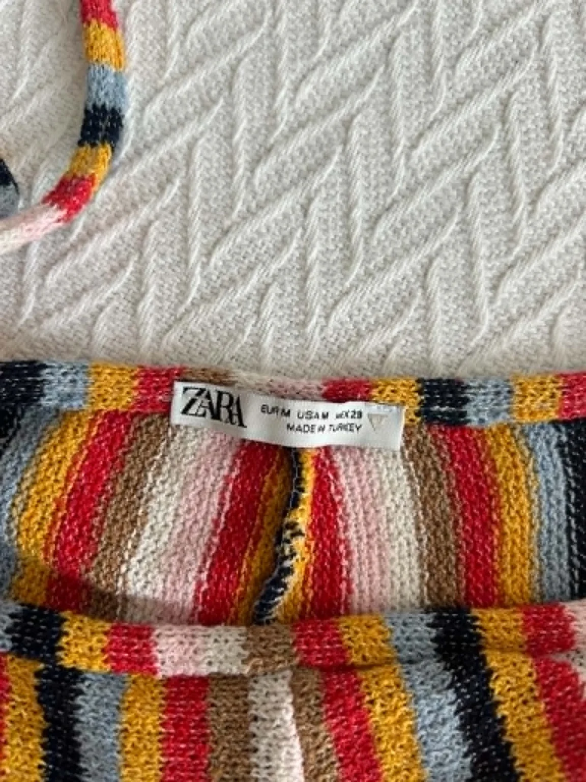 Image for Combinaison découpée en tissu éponge (terry) rayé Zara