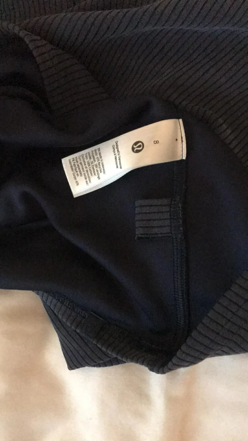 Image for Robe lululemon bleu neuf sans étiquette