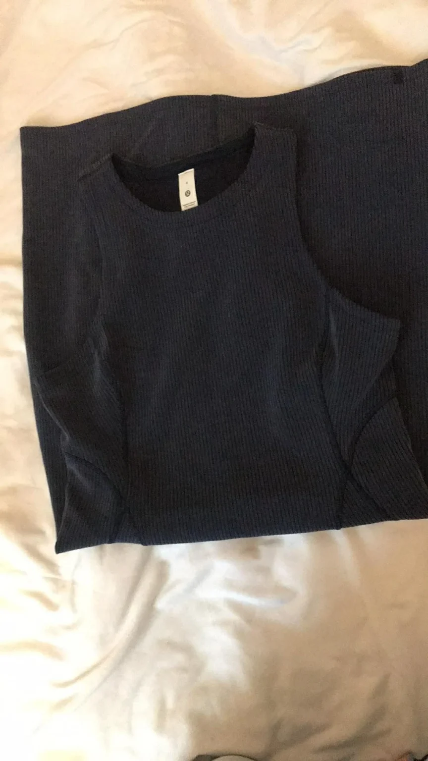 Image for Robe lululemon bleu neuf sans étiquette