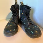 Featured thumbnail for Dr. Martens 1460 Wild heart Enfant -  Édition limitée avec zip