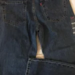 Thumbnail for Jean Levis neuf avec étiquette