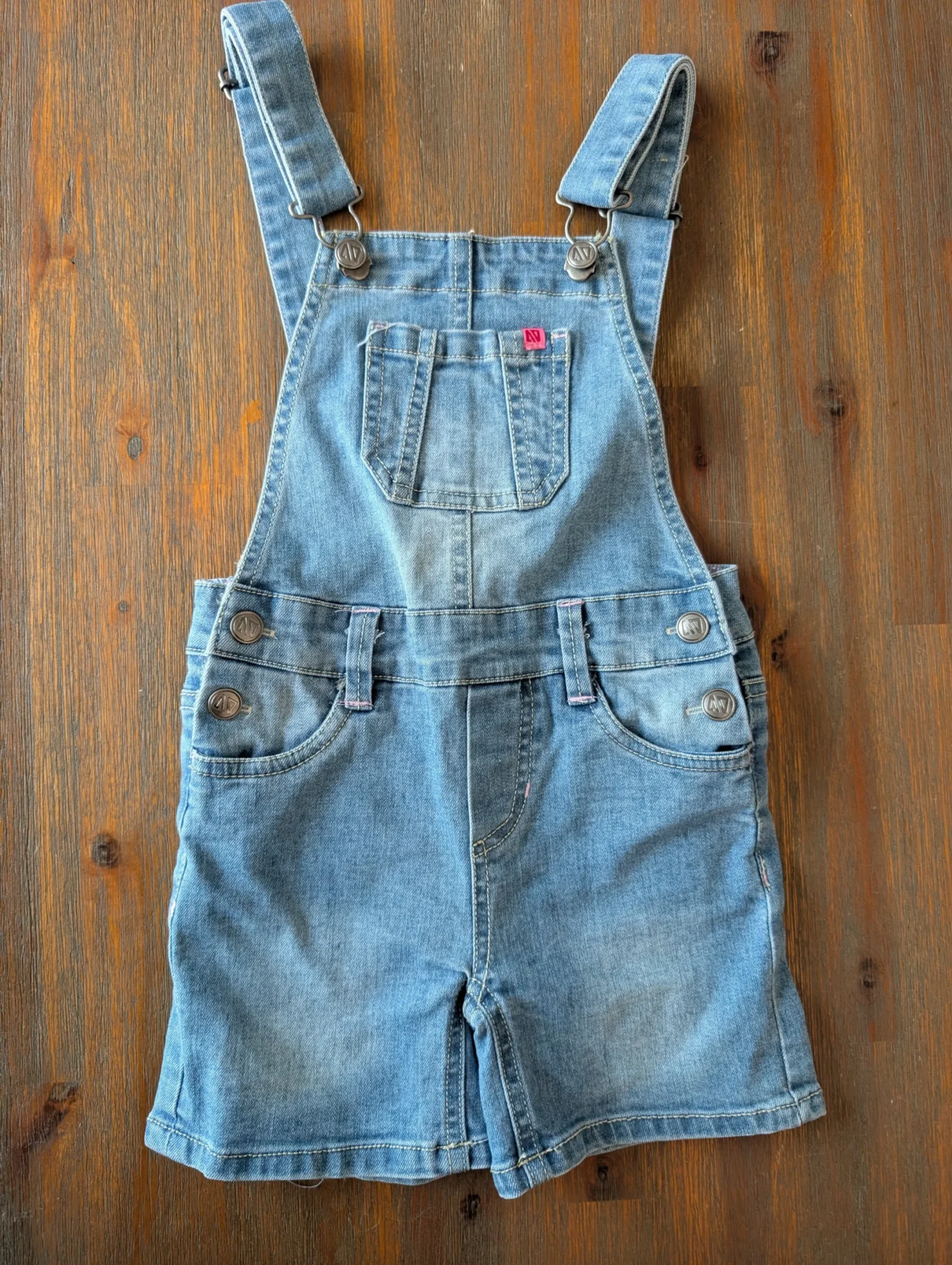 Featured image for Dungarees for 4-year-olds