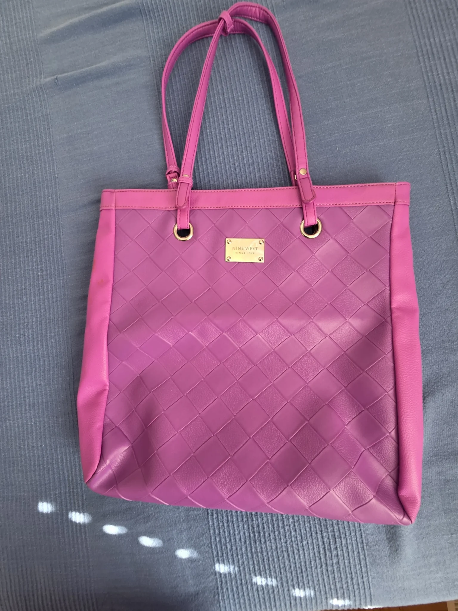 Featured image for Nine West pink women’s tote bag
