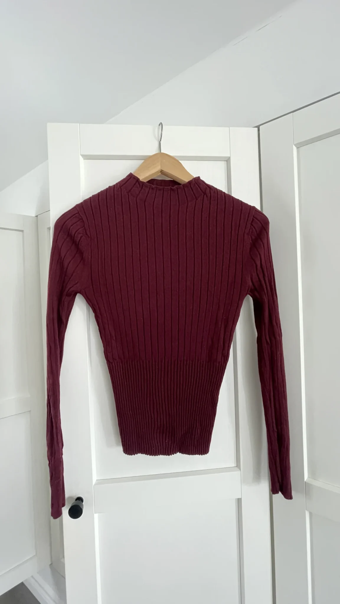 Featured image for Mock neck, 100% merino wool