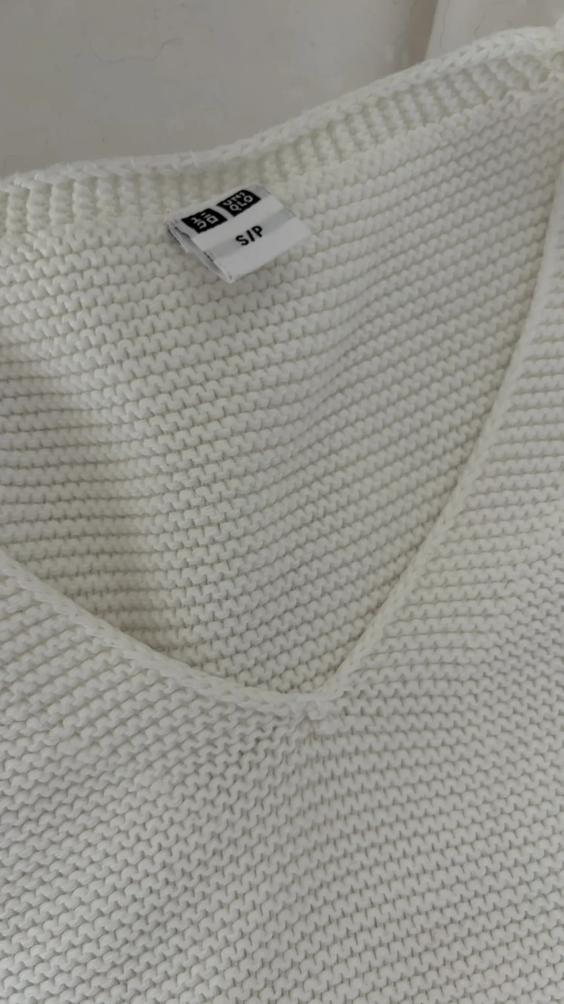 Image for Uniqlo plain cream jumper