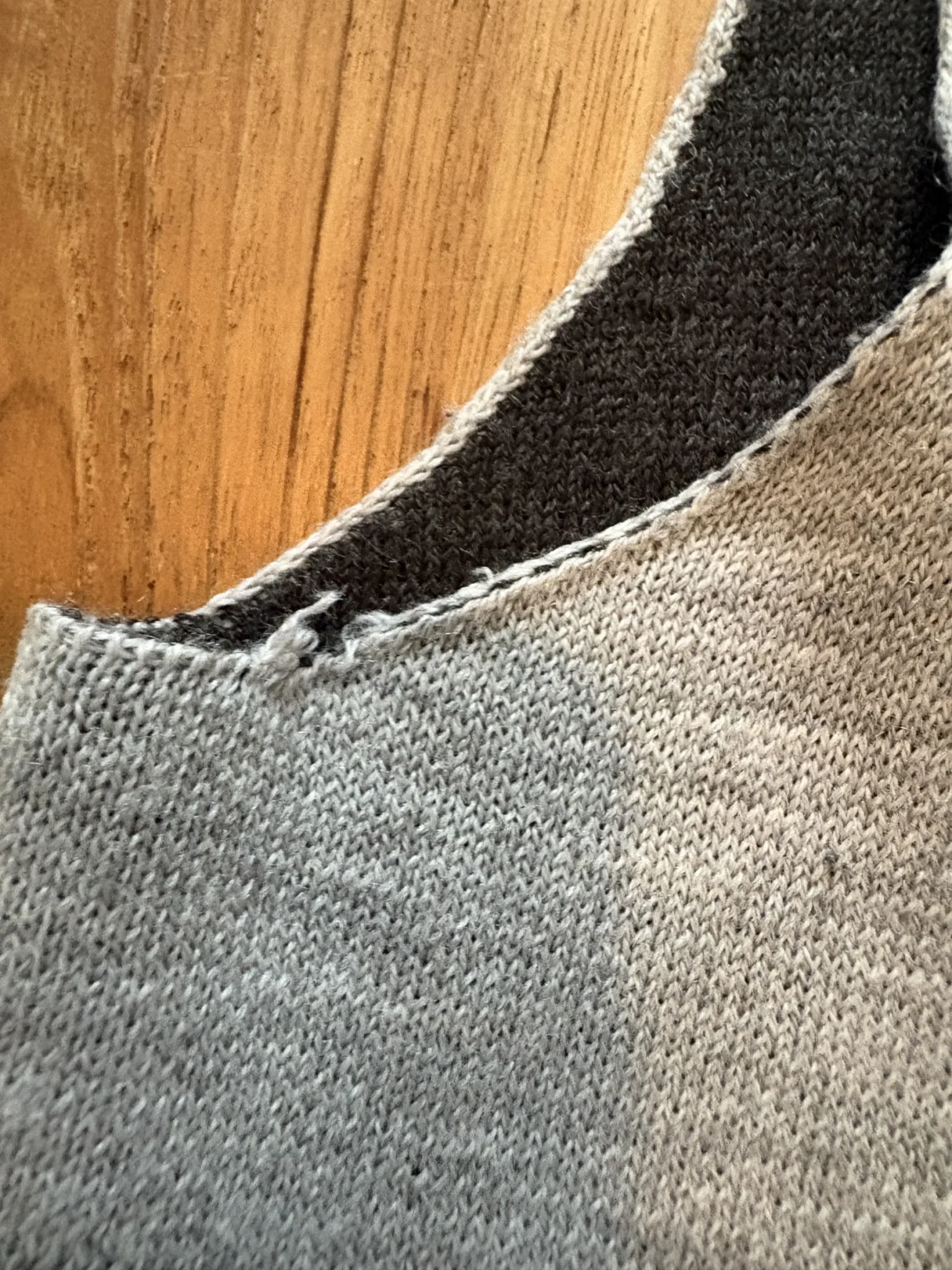 Image for Paraphrase long sleeveless jacket – grey and black – Size L / 14–40