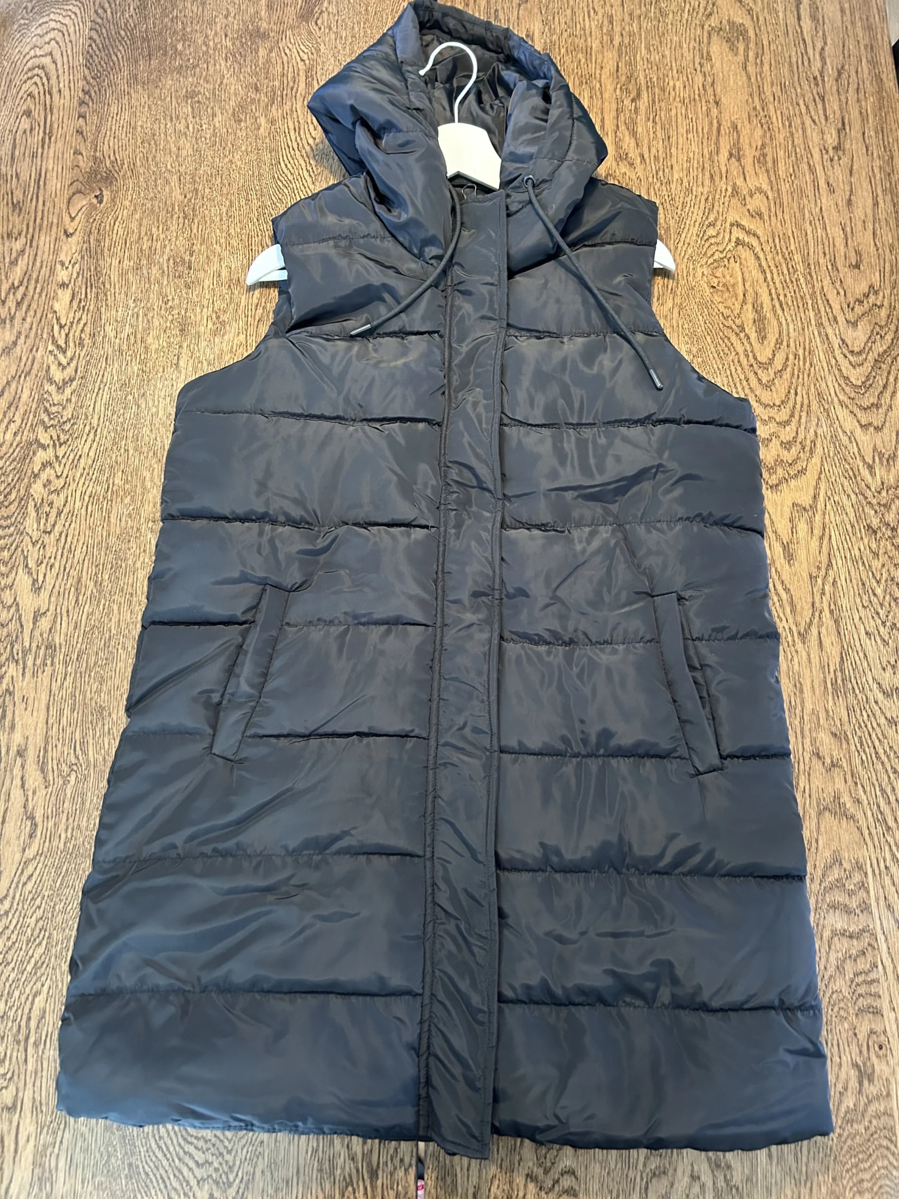 Gros ménage 🍃- Veste sans manche pour l'automne Suzy Shier seconde main