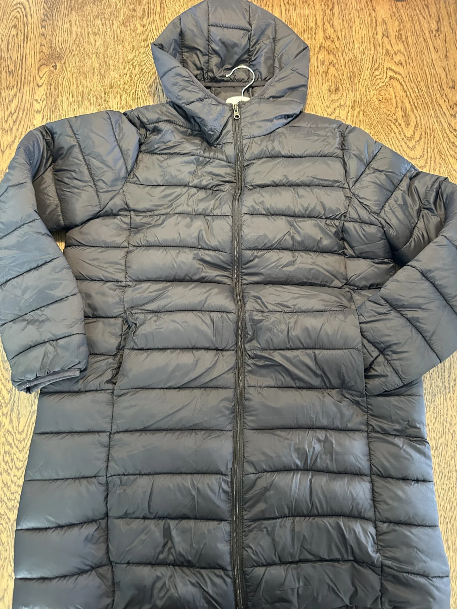 Featured image for Gros ménage 🍃 - Manteau style doudoune parfaite pour l'automne