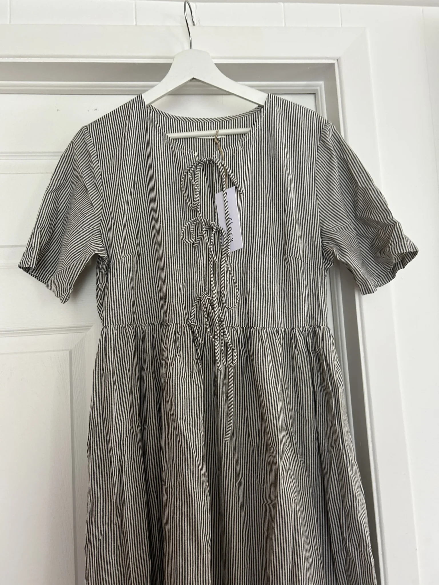 Image for Gros ménage 🍃 - Superbe robe Neuflora neuve