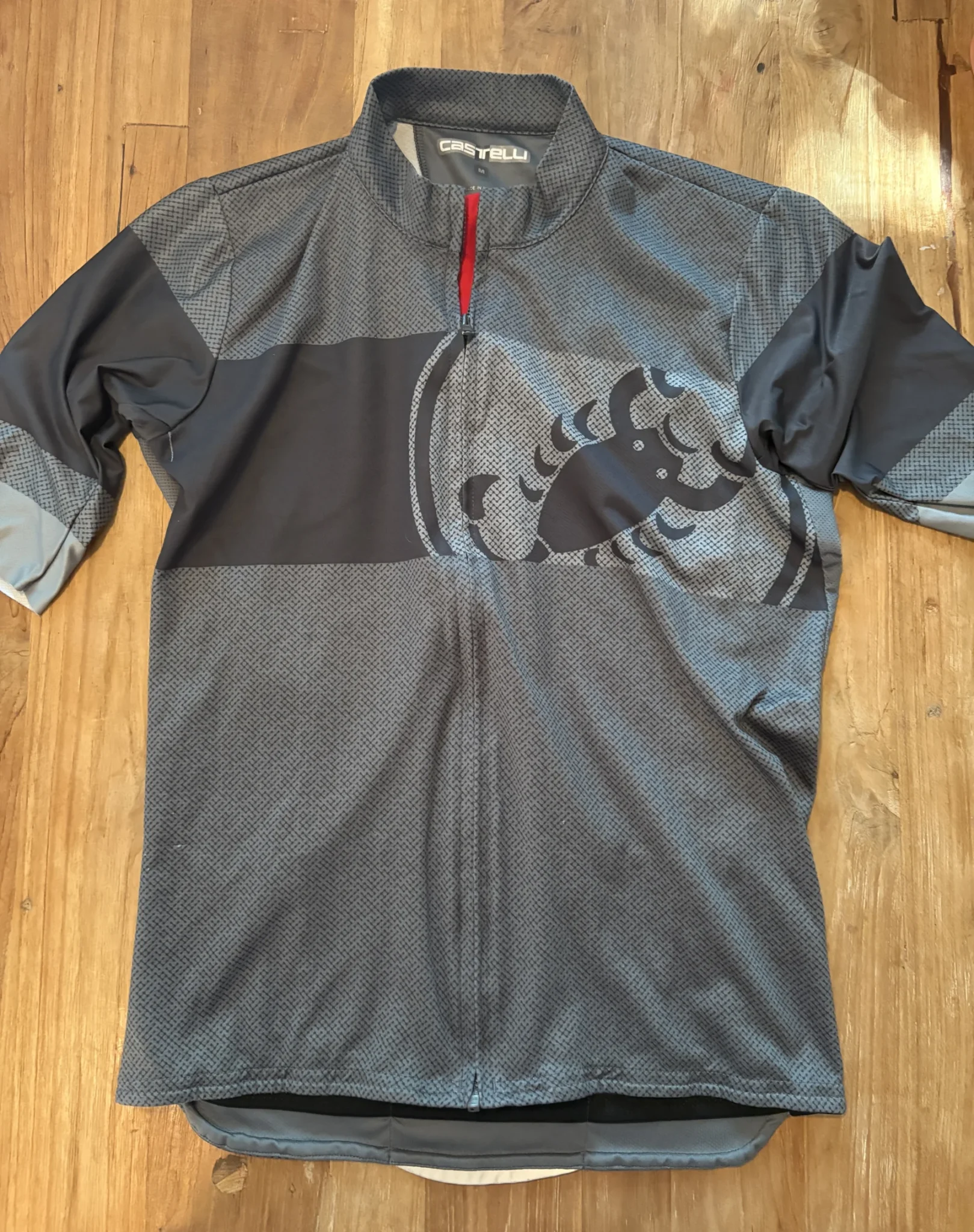 Featured image for Castelli – Technical cycling jersey – Size M