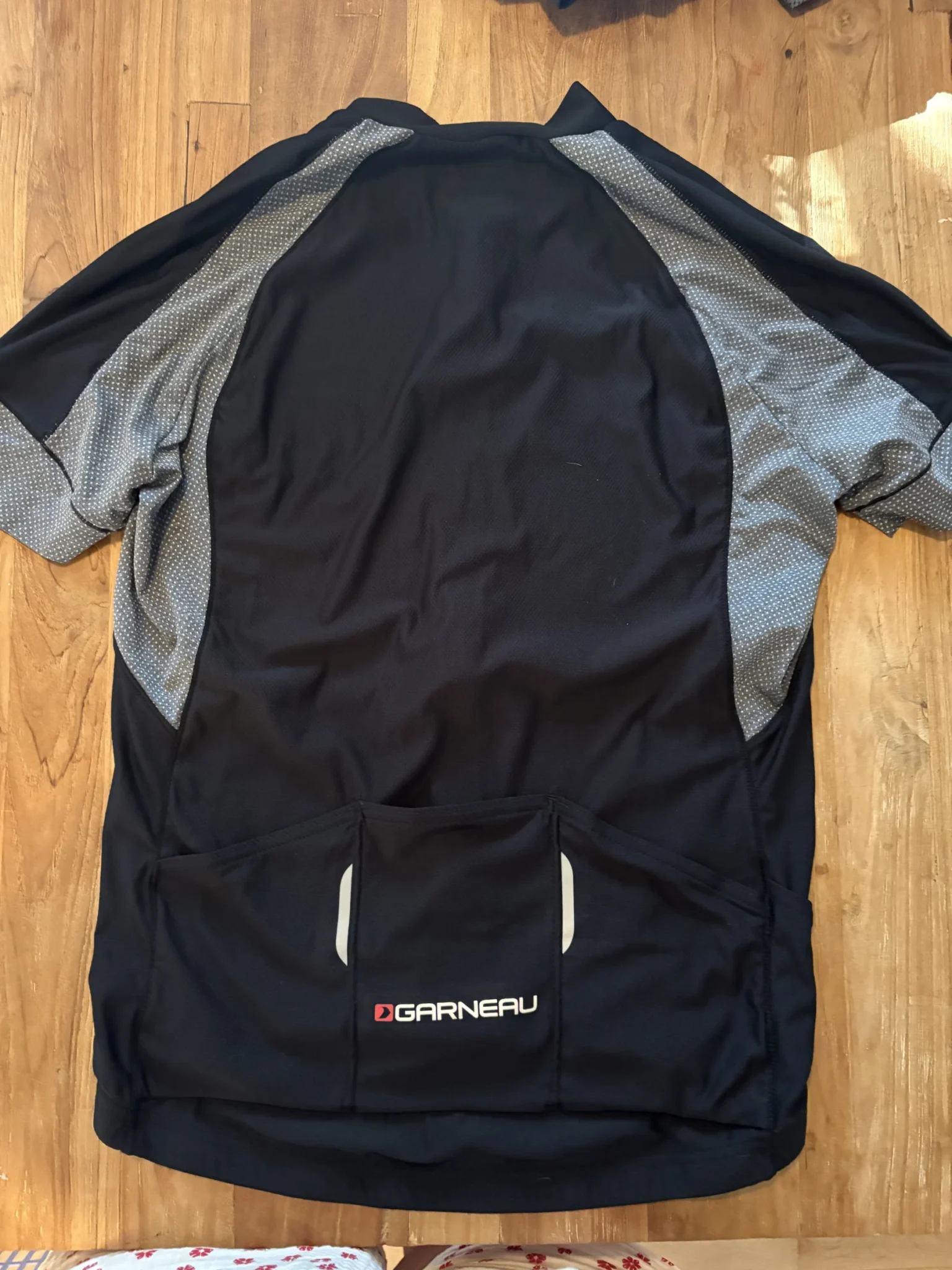 Image for Louis Garneau – Black/grey short-sleeved cycling jersey