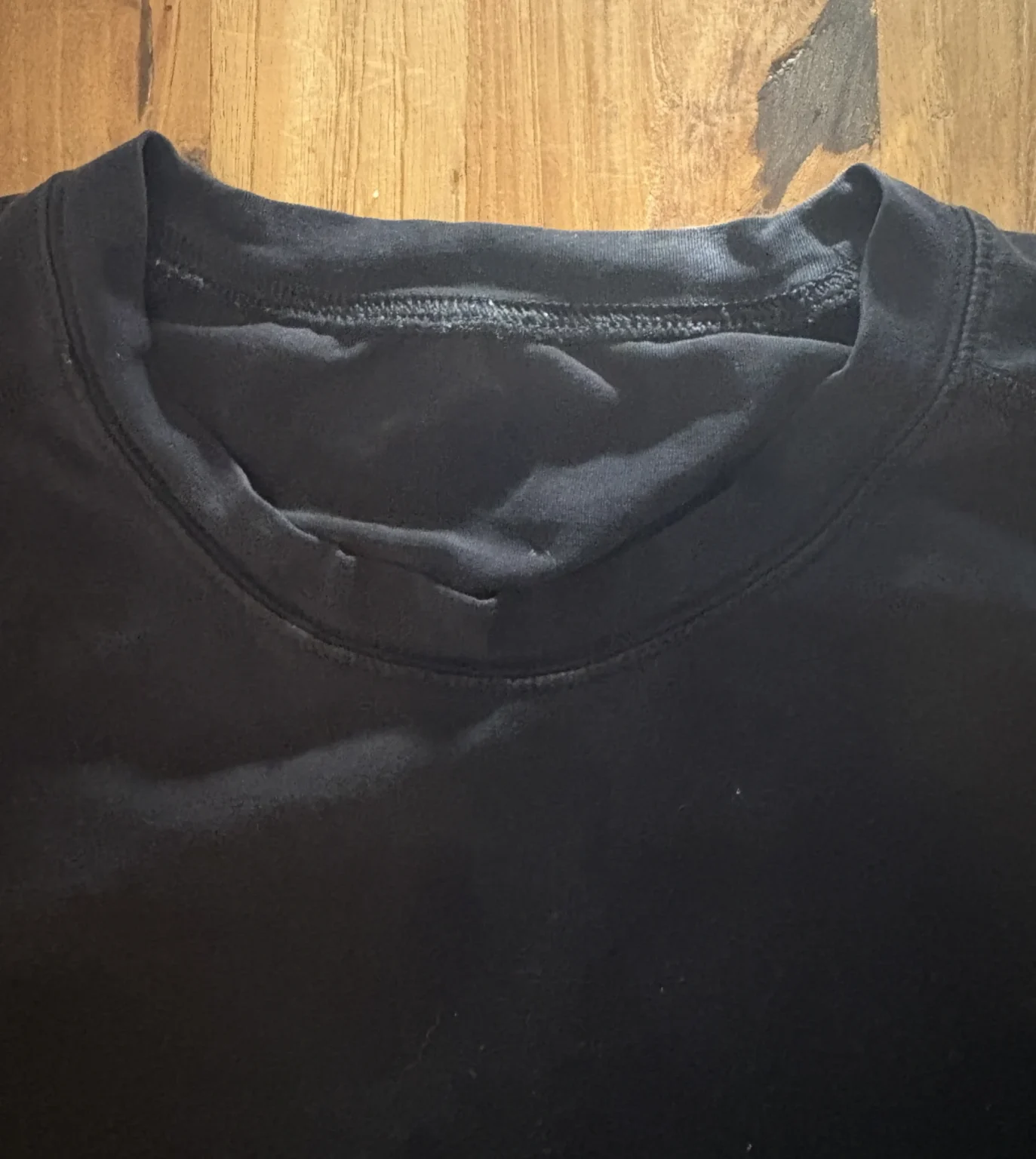 Image for Lululemon – Black long-sleeved technical top