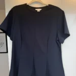 Featured thumbnail for Chandail ajusté à la taille