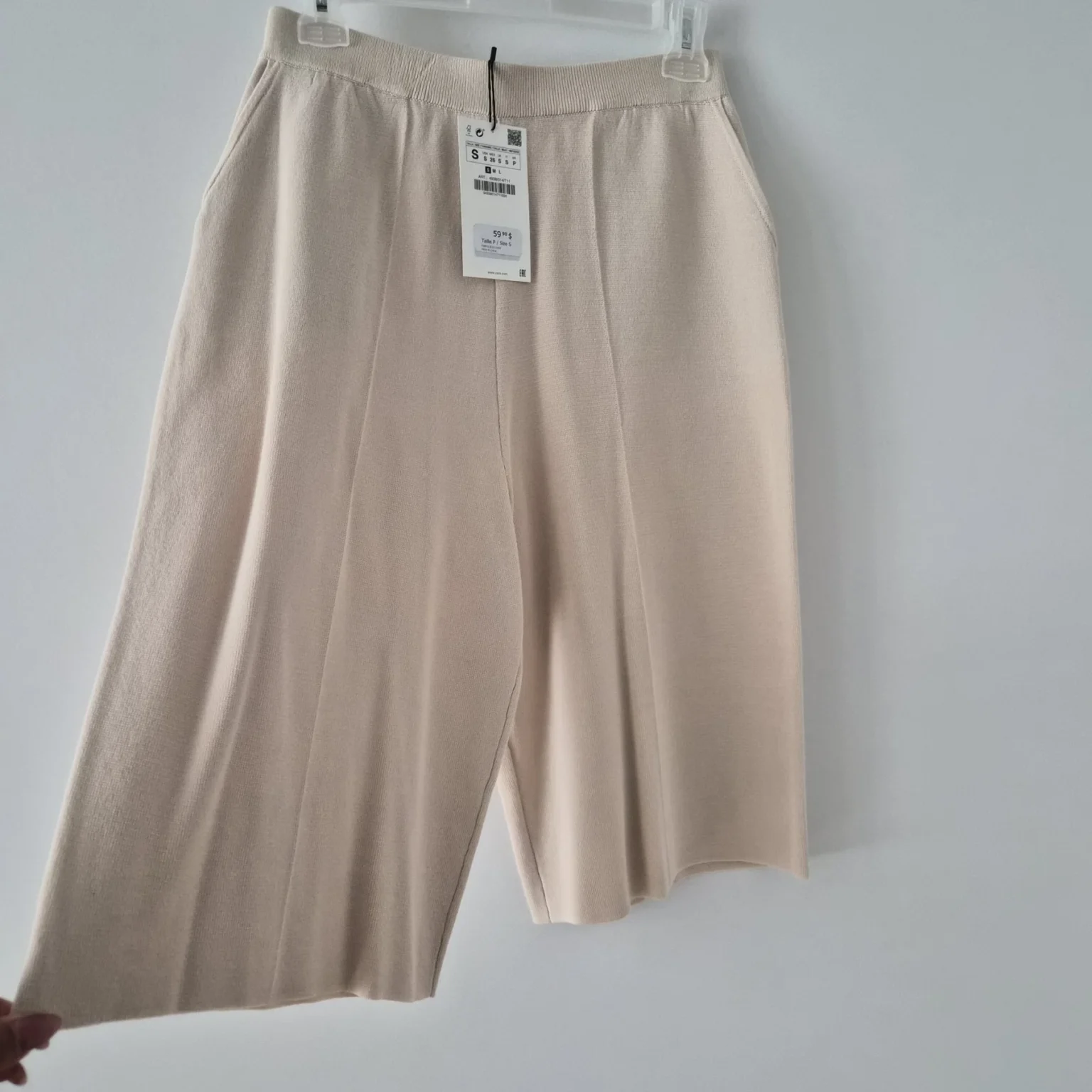 Featured image for Flared capri trousers