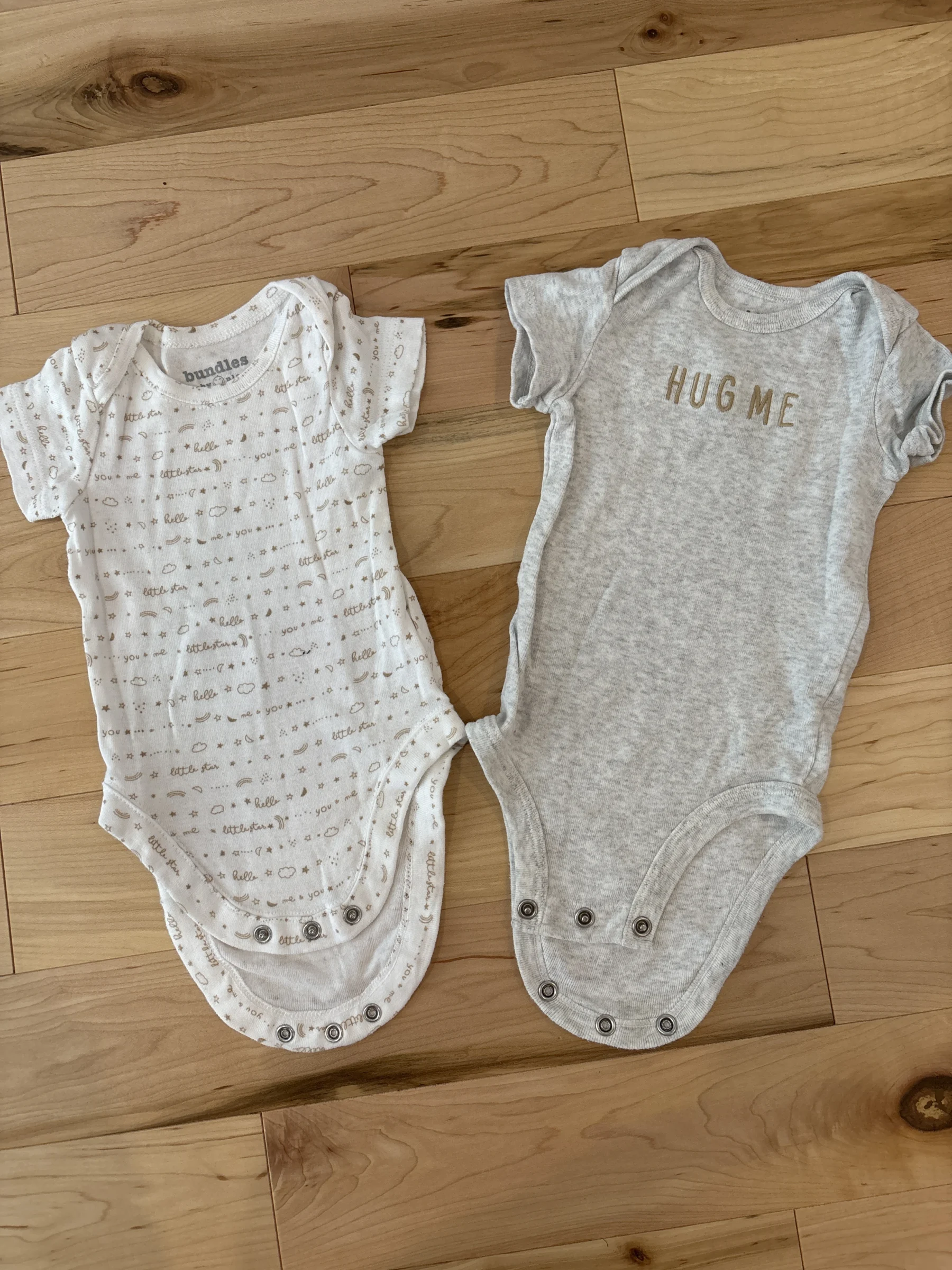 Deux caches-couches 0-3 mois Child of Mine seconde main