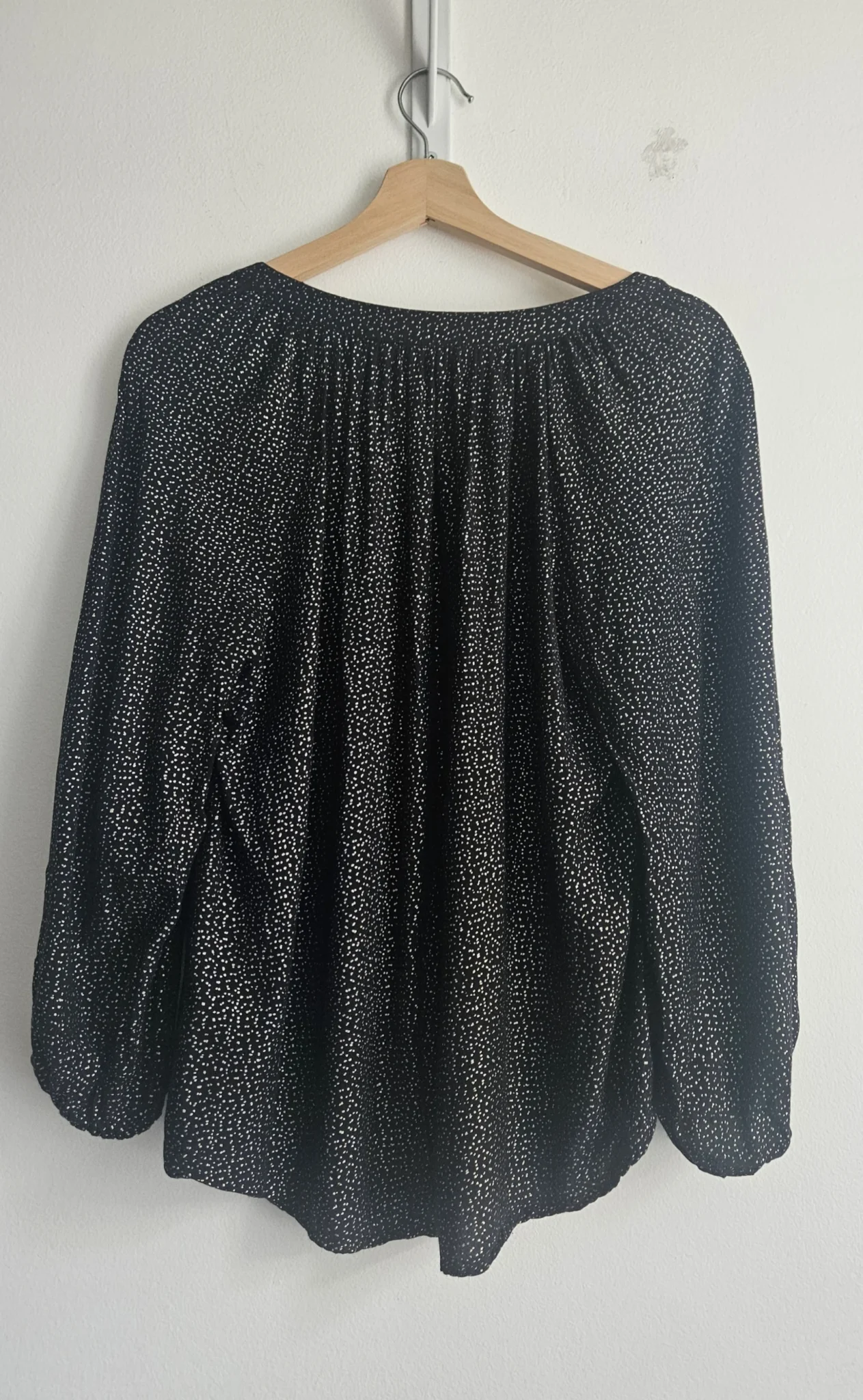 Image for 🌷Shirley Blouse – Velvet by Graham and Spencer