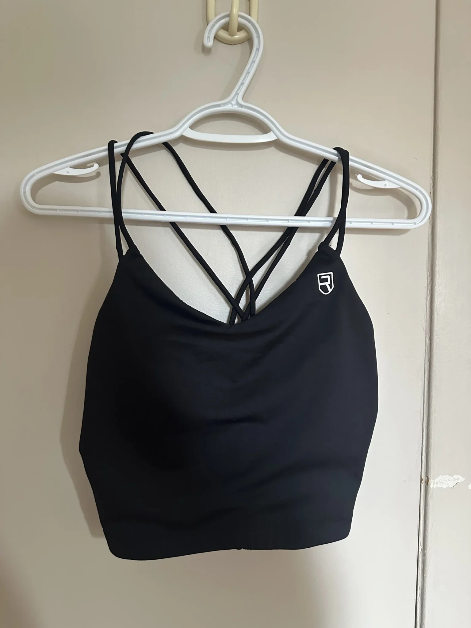 Featured image for Sports top with built-in padding - Rise