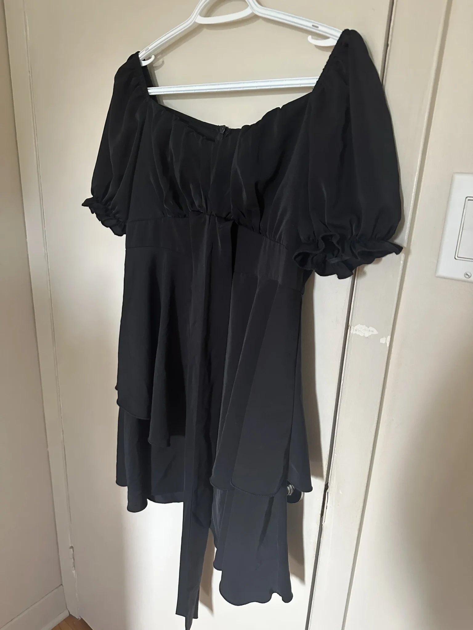 Image for Dress with slightly puffed sleeves
