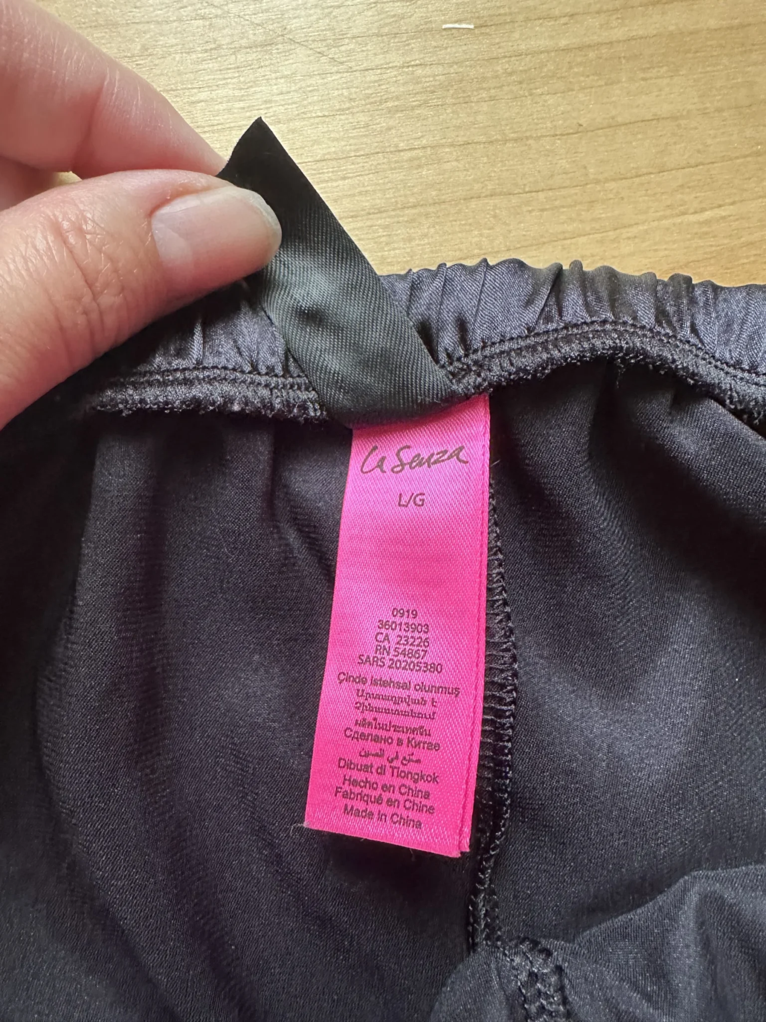 Image for Pyjama shorts with lace detailing